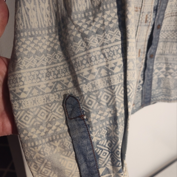 MissMe Patterned Button-Up Shirt Size S #528 - Picture 3 of 4